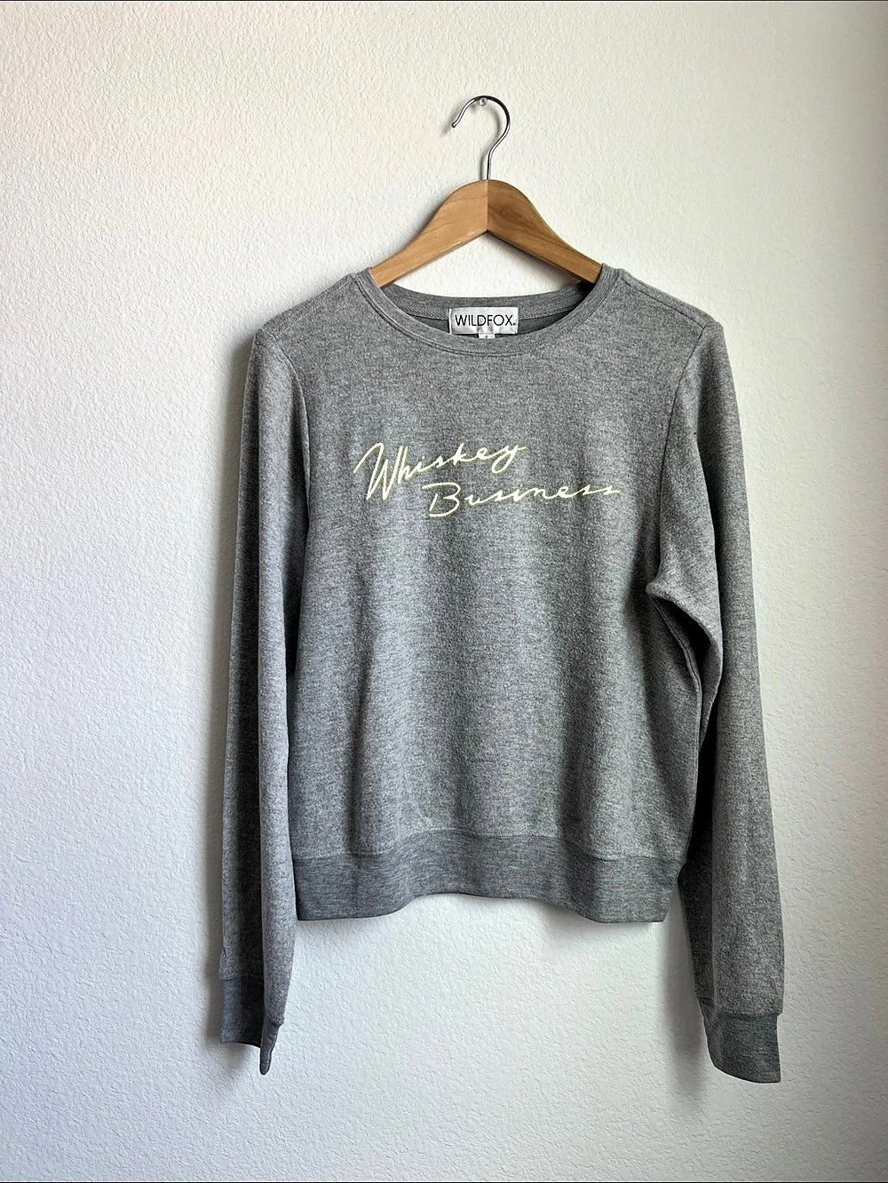Wildfox Whiskey Business Baggy Beach Jumper Graphic Sweatshirt Gray Small